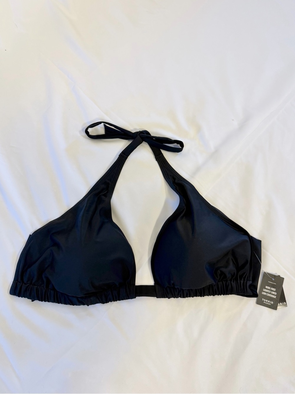 New Torrid Wire Free Halter String Bikini Top, size 3.
